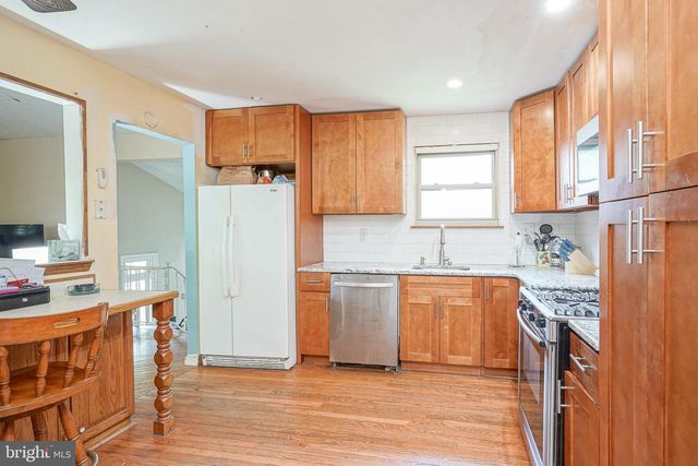 129 KAREN DR, Williamstown, NJ 08094
