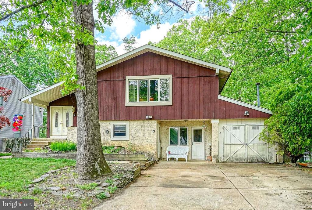 129 KAREN DR, Williamstown, NJ 08094