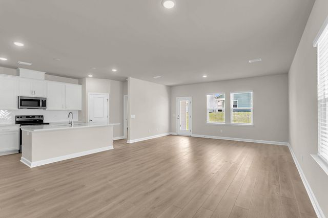 2091 Lavender Bloom Road, Ravenel, SC 29470