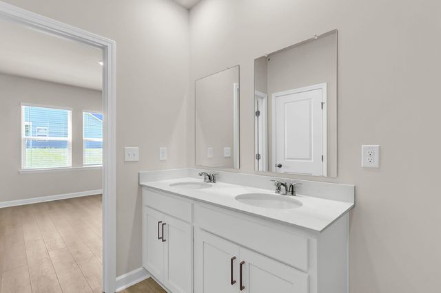 2091 Lavender Bloom Road, Ravenel, SC 29470