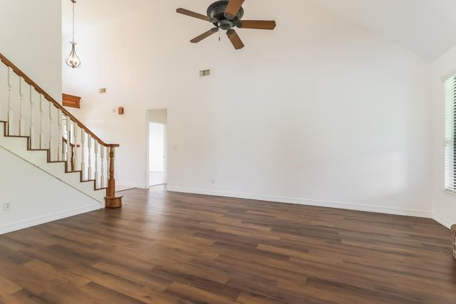 7606 Veranda Drive, Cove, TX 77523