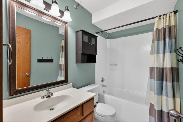 433 S 7th Street 1924, Minneapolis, MN 55415