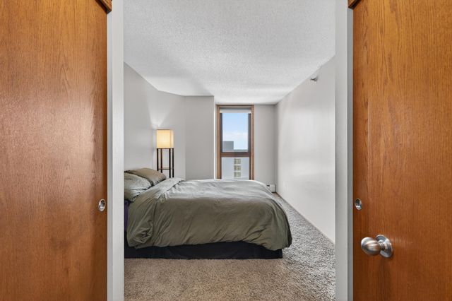 433 S 7th Street 1924, Minneapolis, MN 55415