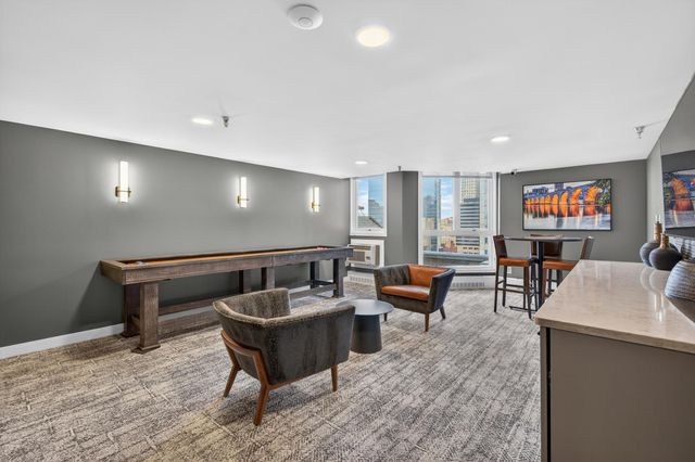 433 S 7th Street 1924, Minneapolis, MN 55415