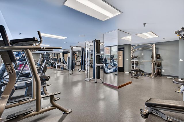 433 S 7th Street 1924, Minneapolis, MN 55415