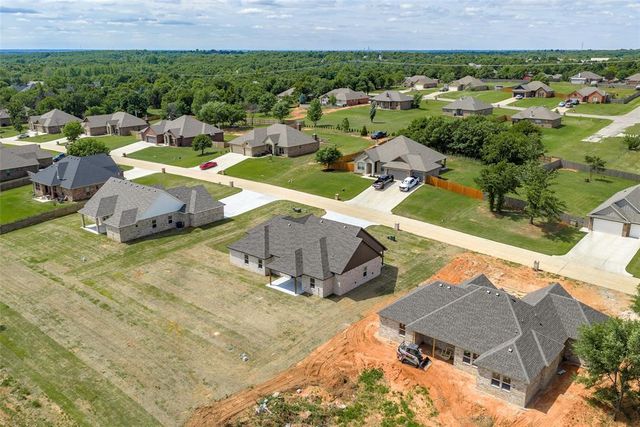 11460 White Tail Ridge, Guthrie, OK 73044