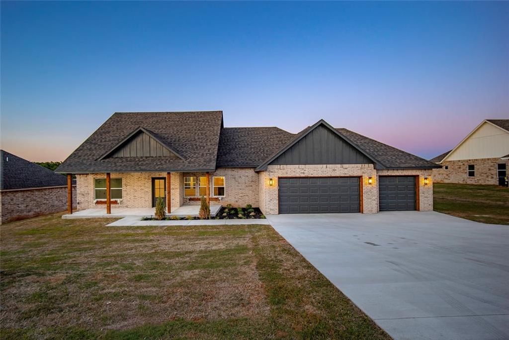 11460 White Tail Ridge, Guthrie, OK 73044