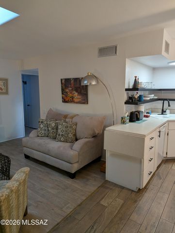 1010 S Calle De La Temporada, Green Valley, AZ 85614