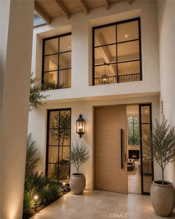 10 Rue Valbonne, Newport Beach, CA 92660 — photo 2