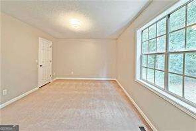 6370 Holborne Lane, Douglasville, GA 30134