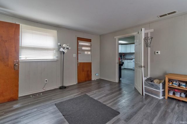 1124 Spruce Street, Evansville, IN 47710