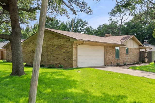 2000 Stacey Court, Arlington, TX 76013