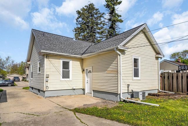 417 Island Ave AVENUE, Racine, WI 53405