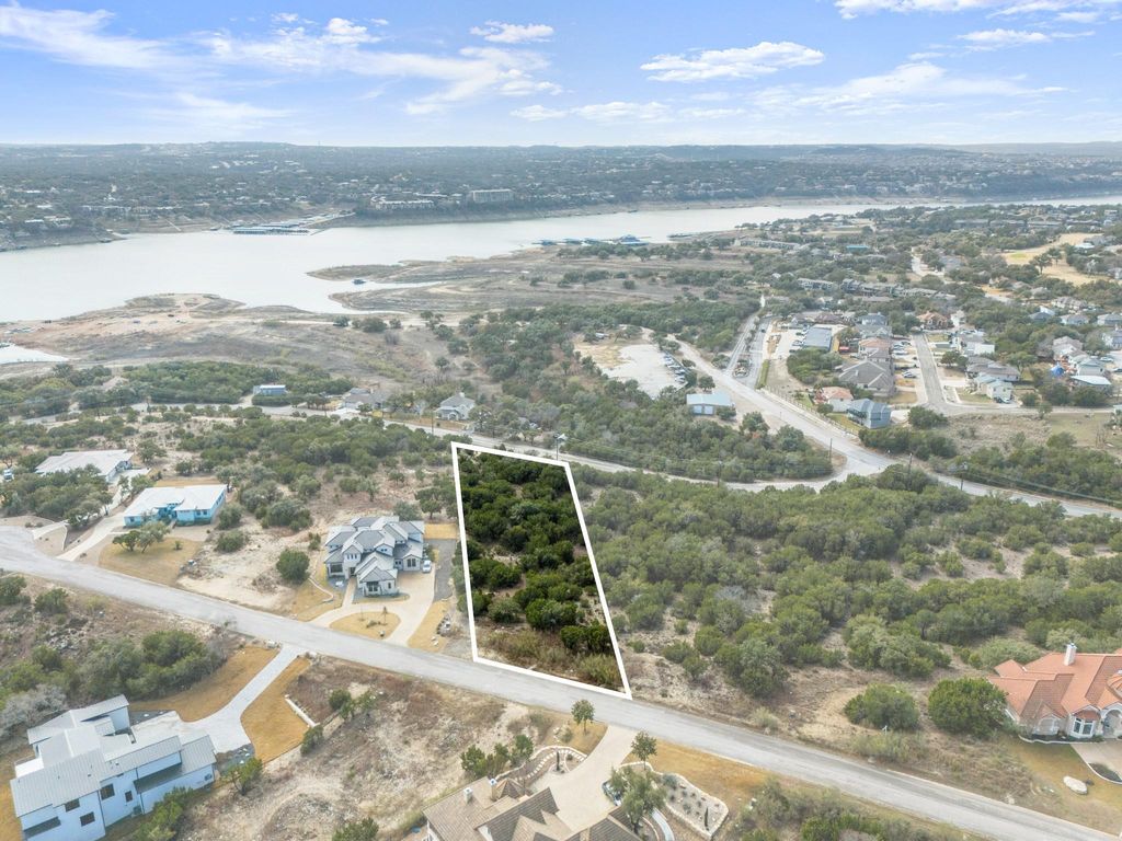 18201 Cedar Sage CT, Lago Vista, TX 78645