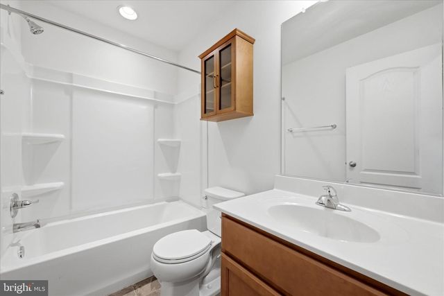 139 KISKADEE DR, Bunker Hill, WV 25413