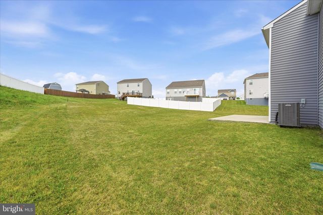 139 KISKADEE DR, Bunker Hill, WV 25413