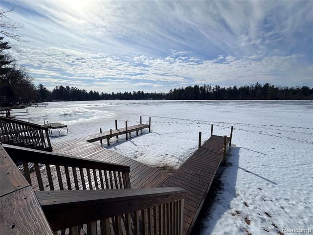 2221 Grass Lake Avenue 30, Lake, MI 48632