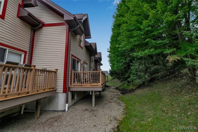 9 Mountainview Lower, Ellicottville, NY 14731