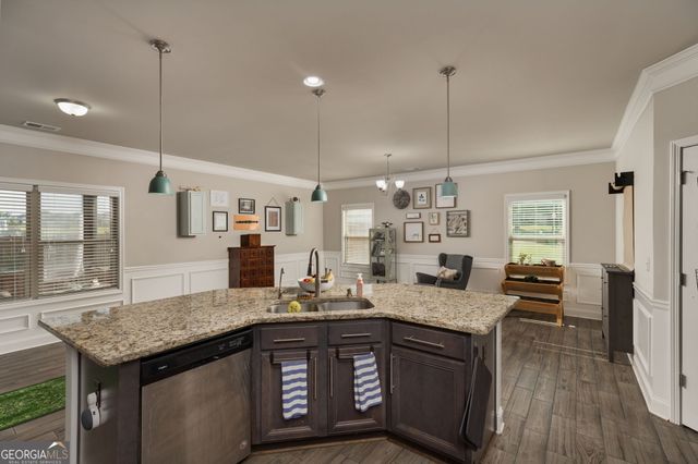 102 Arapaho Drive, Kathleen, GA 31047