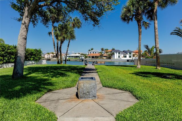 106 19TH STREET, Belleair Beach, FL 33786