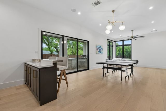 309 Glade Road, Colleyville, TX 76034