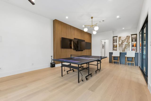 309 Glade Road, Colleyville, TX 76034