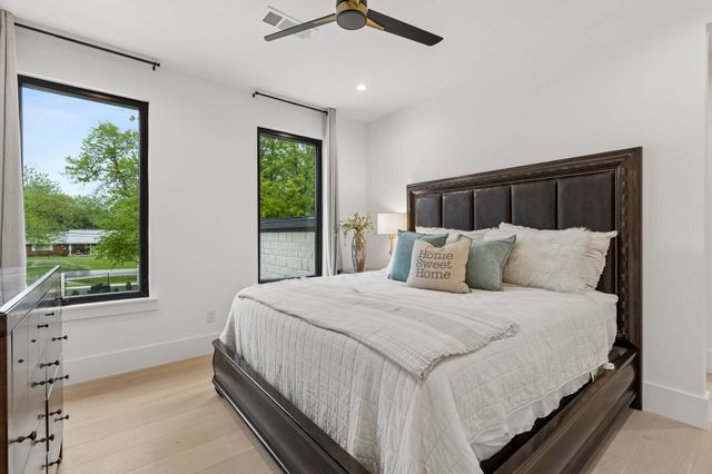 309 Glade Road, Colleyville, TX 76034