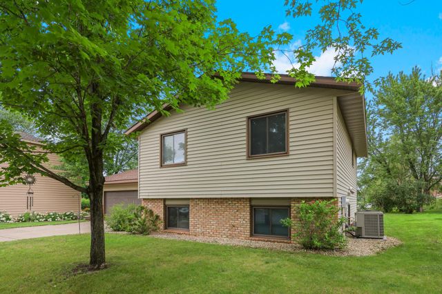 2217 13th Street S, Saint Cloud, MN 56301