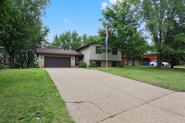2217 13th Street S, Saint Cloud, MN 56301