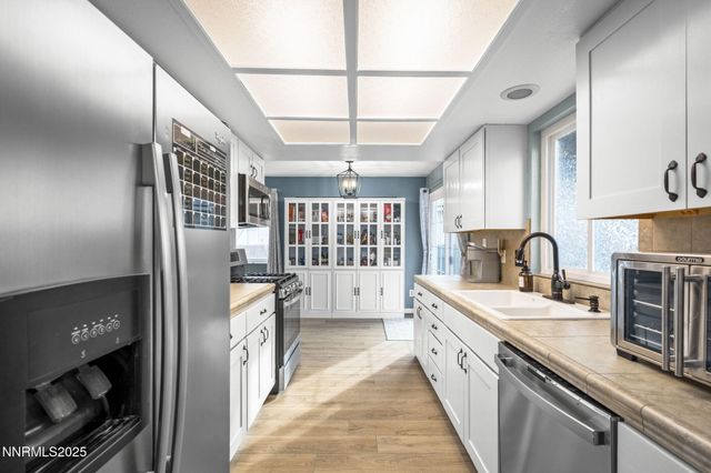 1655 Sabatino Drive, Sparks, NV 89434