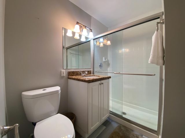 711 Forest Club Drive 111, Wellington, FL 33414