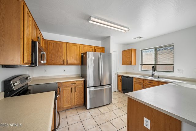 6636 E QUIET RETREAT -- E, Florence, AZ 85132