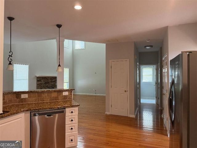 4315 Red Rock Point, Suwanee, GA 30024