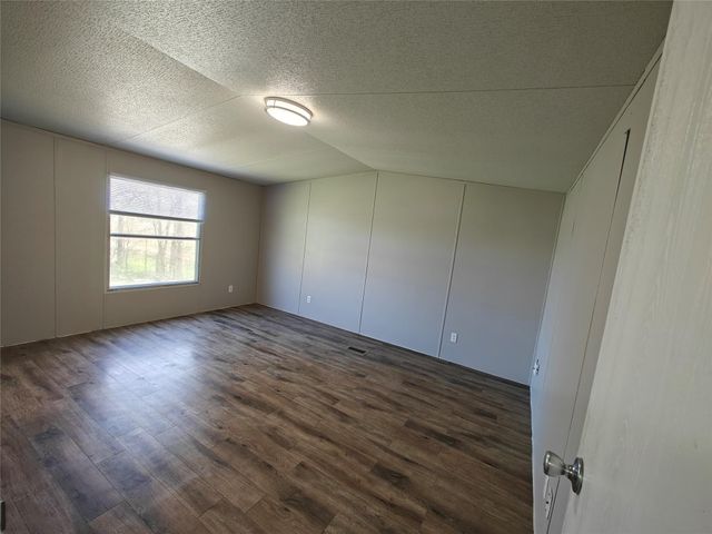 5644 Fm 535 RD, Cedar Creek, TX 78612