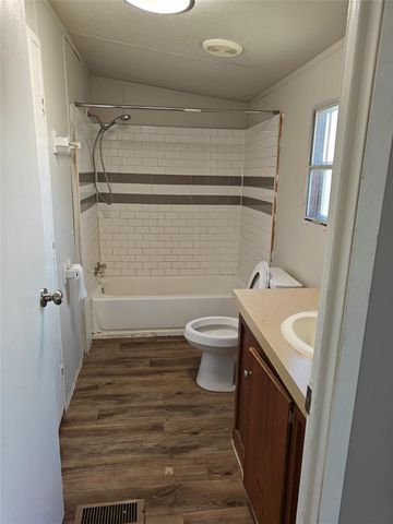 5644 Fm 535 RD, Cedar Creek, TX 78612