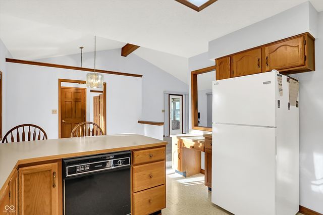 3756 S Fallow Trail, New Palestine, IN 46163