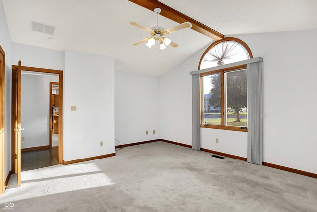 3756 S Fallow Trail, New Palestine, IN 46163