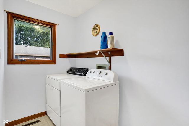 3756 S Fallow Trail, New Palestine, IN 46163