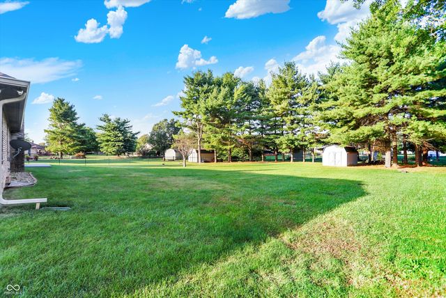 3756 S Fallow Trail, New Palestine, IN 46163