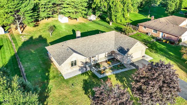 3756 S Fallow Trail, New Palestine, IN 46163