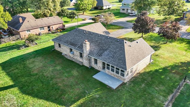 3756 S Fallow Trail, New Palestine, IN 46163