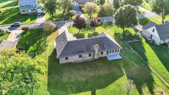 3756 S Fallow Trail, New Palestine, IN 46163