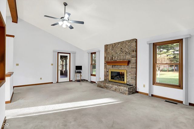 3756 S Fallow Trail, New Palestine, IN 46163