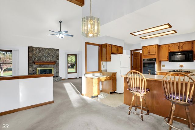 3756 S Fallow Trail, New Palestine, IN 46163