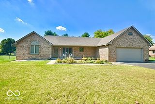 3756 S Fallow Trail, New Palestine, IN 46163