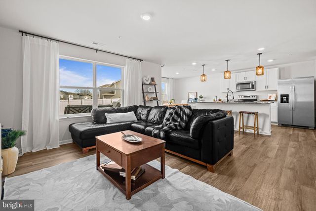 458 MOSSY GROVE LN, La Plata, MD 20646