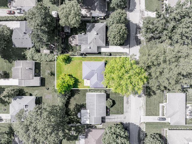 500 S Tara Lane, Muncie, IN 47304