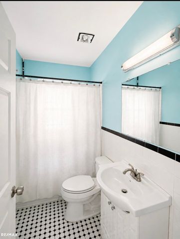 22231 Grossedale Street, St Clair Shores, MI 48082