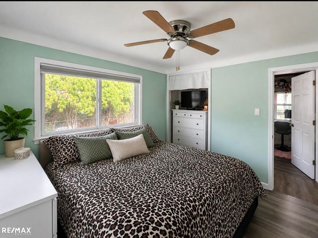 22231 Grossedale Street, St Clair Shores, MI 48082