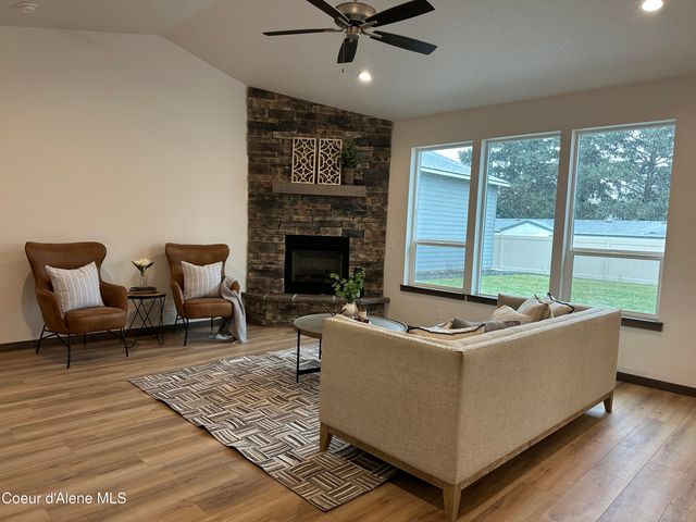 4531 E Davin Dr, Post Falls, ID 83854